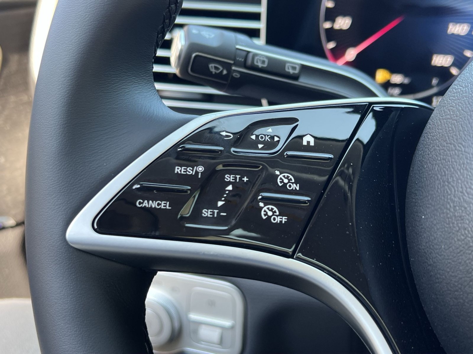 New 2026 Mercedes-Benz GLE 350 4MATIC image 36