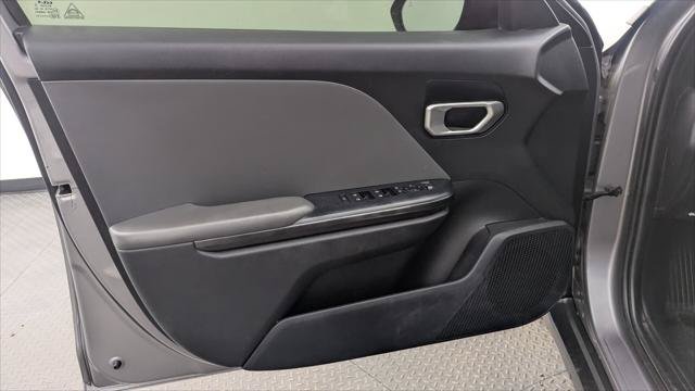 Used 2025 Kia K4 FWD image 13