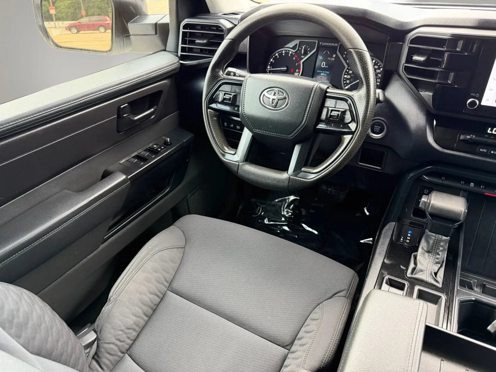 Used 2024 Toyota Tundra SR AWD/4WD image 17