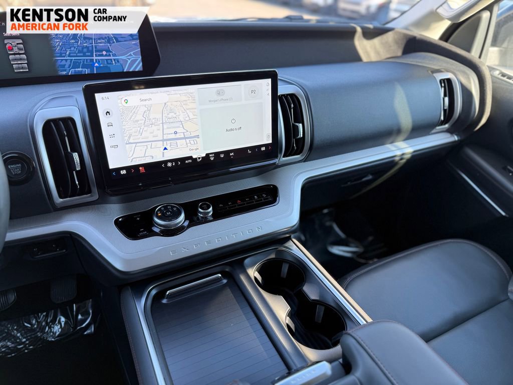 Used 2025 Ford Expedition Active image 24