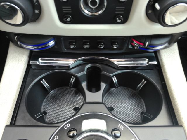 Used 2014 Rolls-Royce Wraith image 51