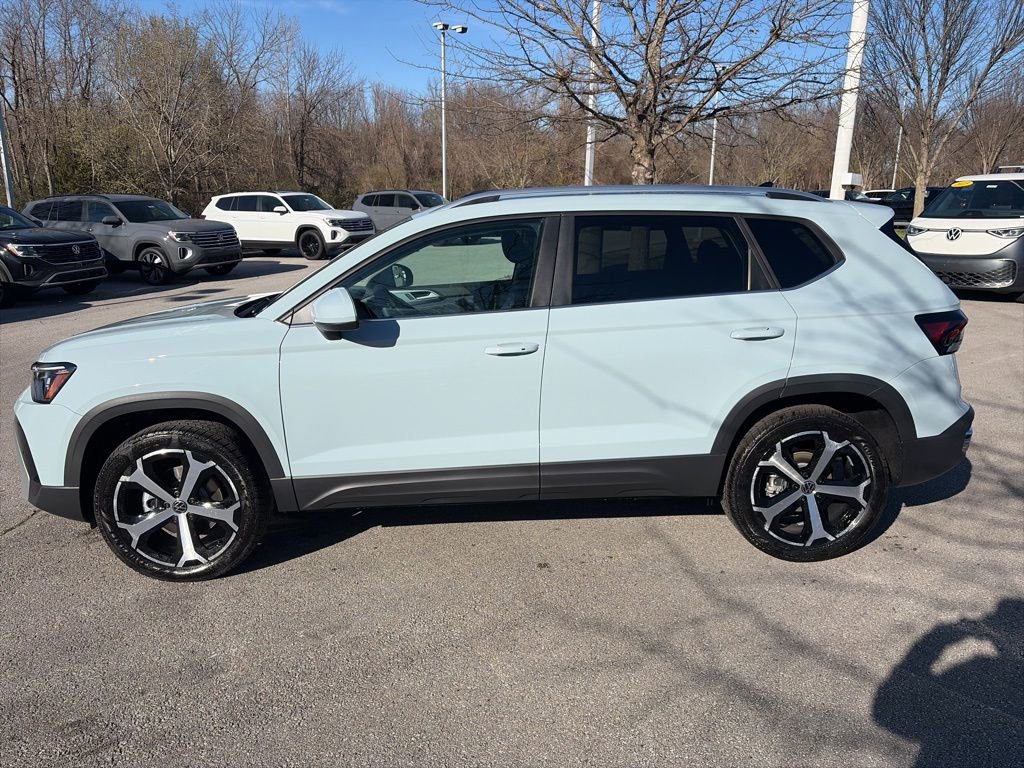 New 2026 Volkswagen Taos SEL AWD/4WD image 4