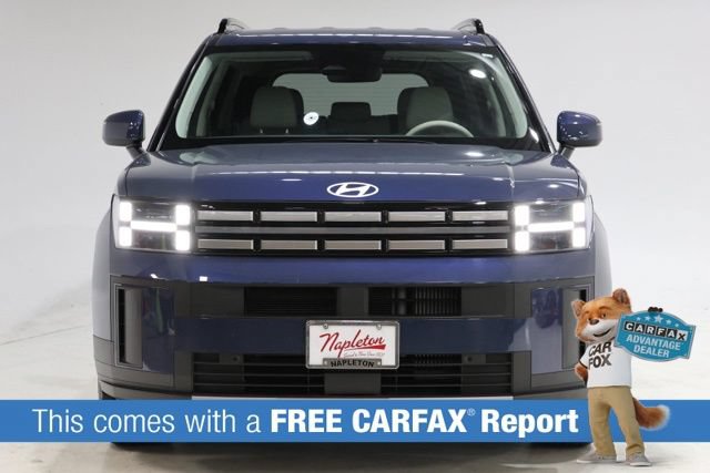 Used 2025 Hyundai Santa Fe SEL FWD image 2