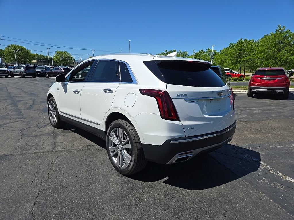 Certified 2023 Cadillac XT5 Premium Luxury AWD/4WD image 4
