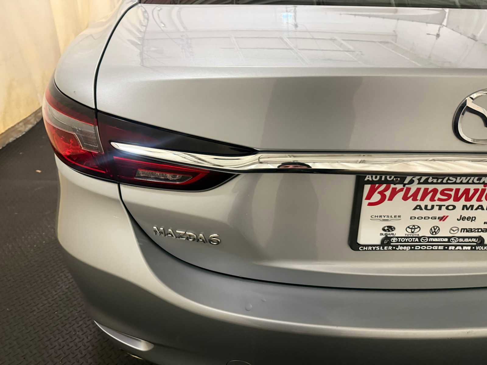 Used 2019 MAZDA MAZDA6 Touring image 17