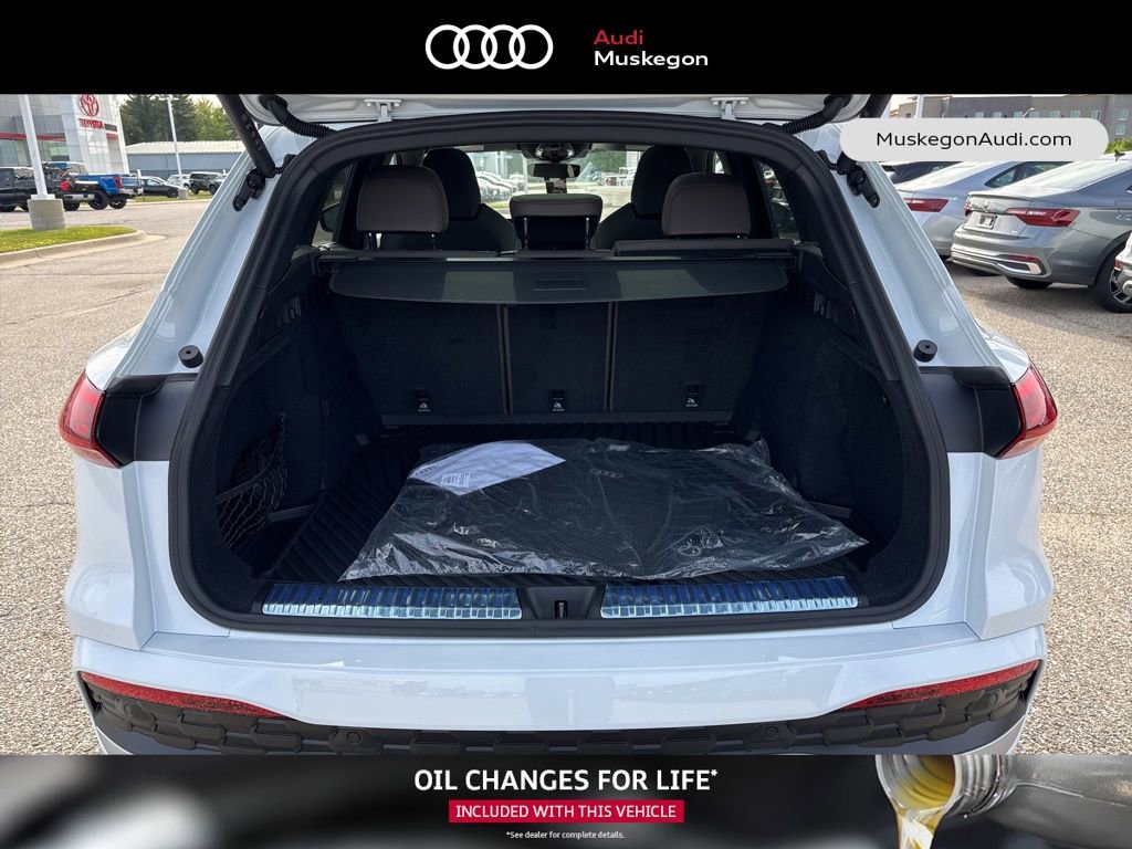 New 2025 Audi Q5 Premium Plus image 25