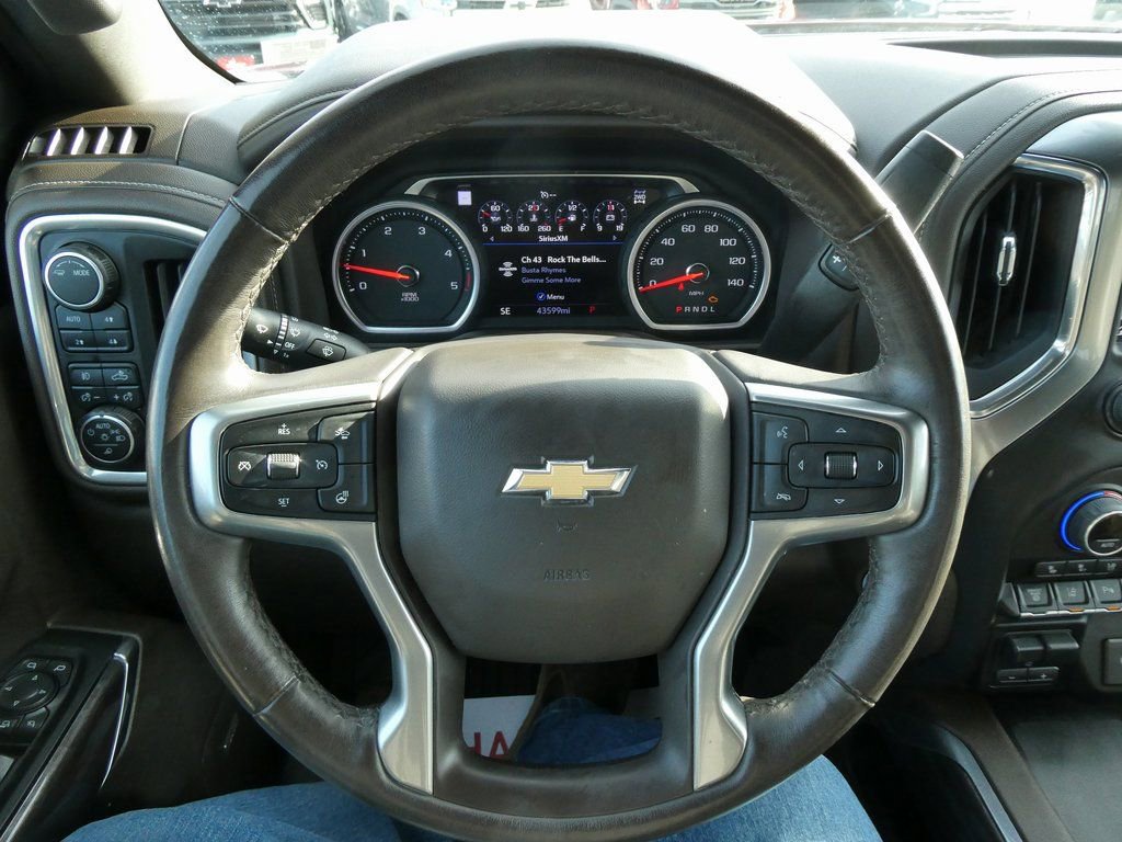 Certified 2022 Chevrolet Silverado 2500 LTZ w/ LTZ Premium Package image 34