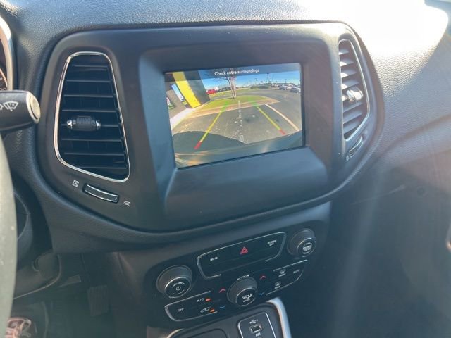 Used 2019 Jeep Compass Latitude w/ Cold Weather Group image 15