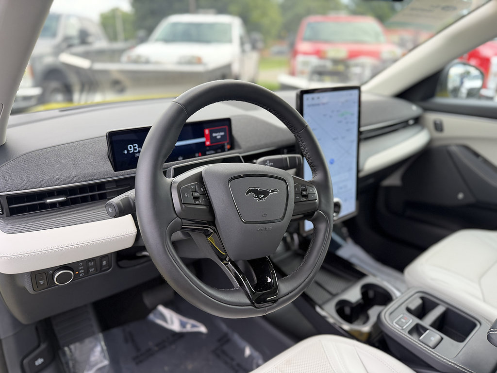 Certified 2025 Ford Mustang Mach-E Premium AWD/4WD image 13