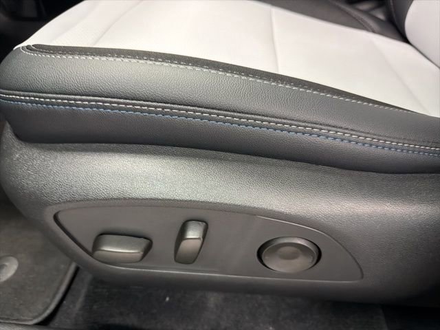 New 2026 Chevrolet Equinox EV LT image 14