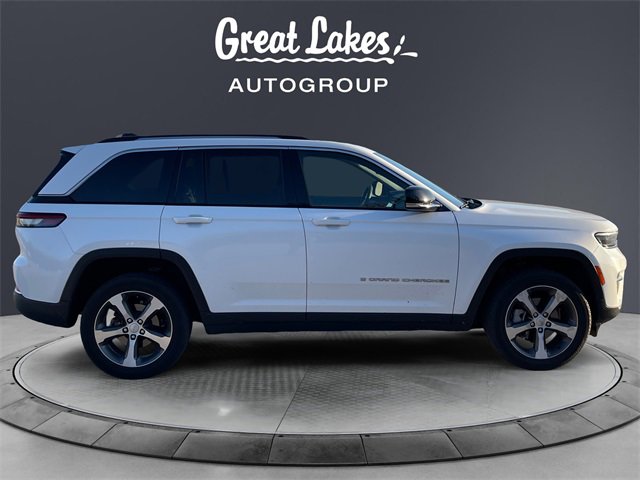 Used 2023 Jeep Grand Cherokee Limited image 6