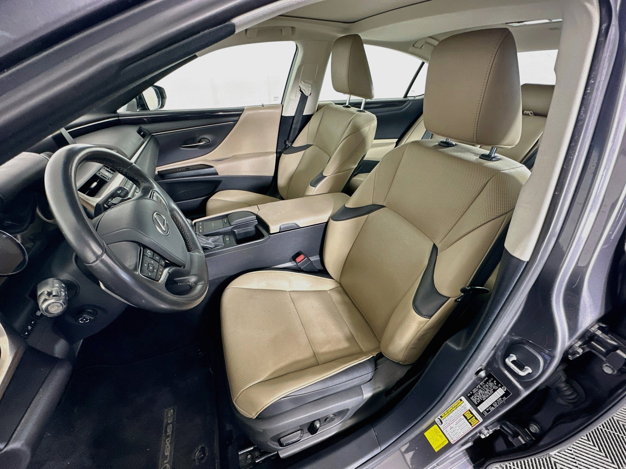 Used 2020 Lexus ES 350 w/ Premium Package FWD image 13