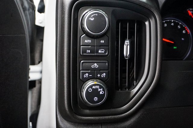 Used 2024 Chevrolet Silverado 1500 Custom image 8