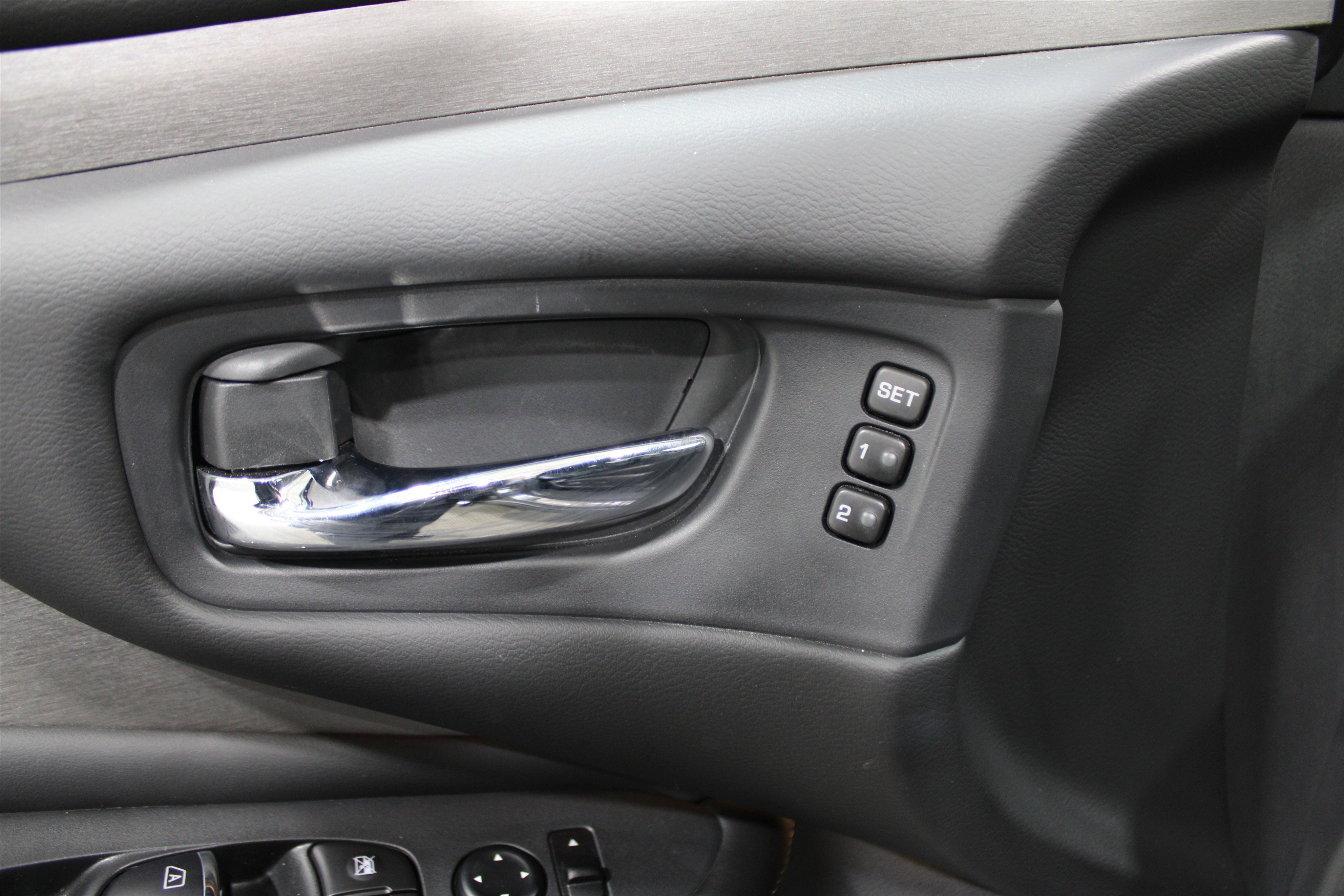 Used 2023 Nissan Murano SL w/ SL Moonroof Package image 8