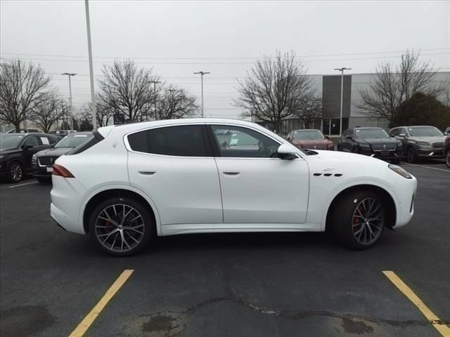 Used 2023 Maserati Grecale GT AWD/4WD image 2