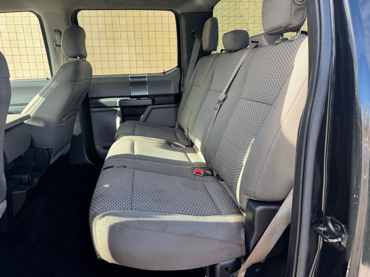 Used 2015 Ford F150 XLT w/ Equipment Group 301A Mid AWD/4WD image 29