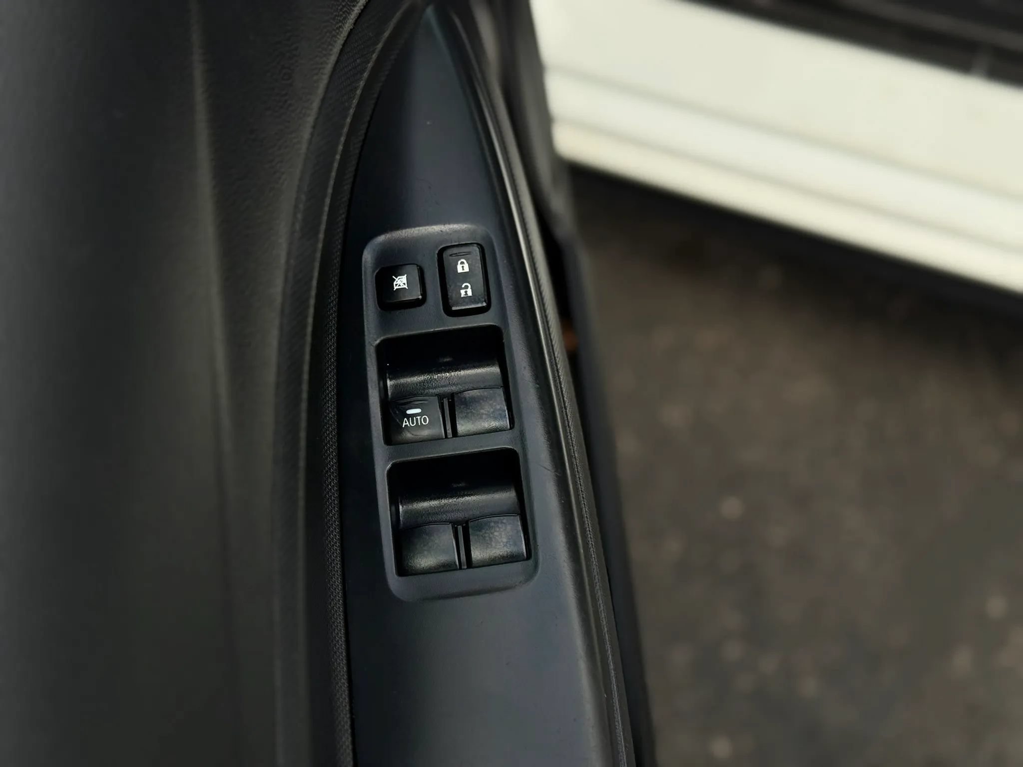 Used 2019 Mitsubishi Mirage ES FWD image 18
