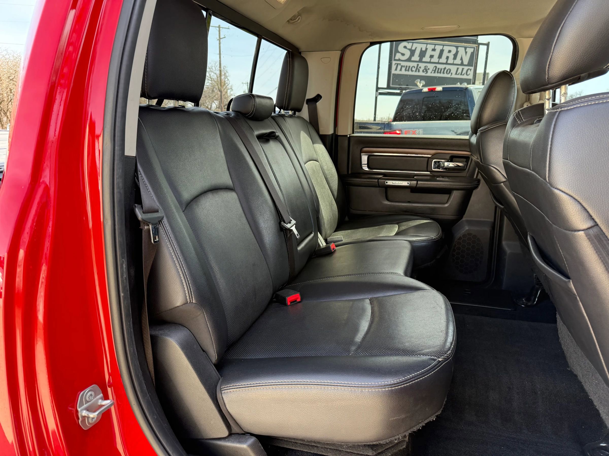 Used 2017 RAM 2500 Laramie image 17