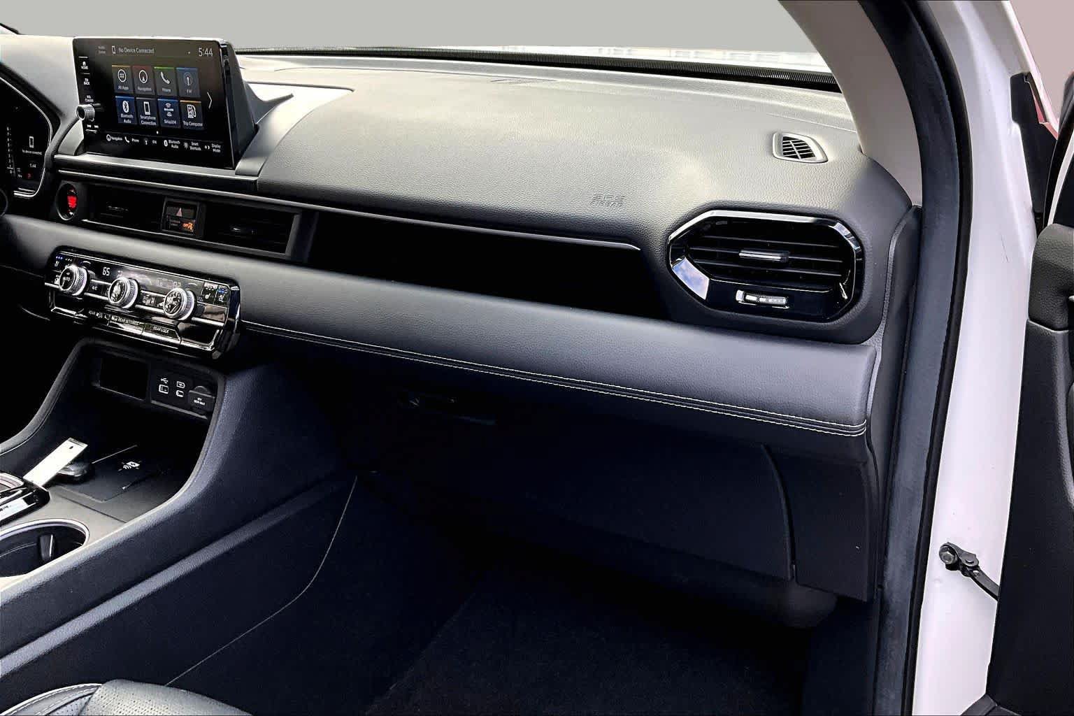 Used 2025 Honda Pilot Elite image 19