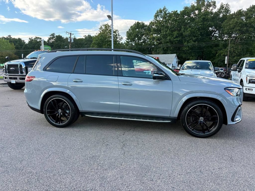 Used 2024 Mercedes-Benz GLS 450 4MATIC w/ AMG Line Exterior image 2