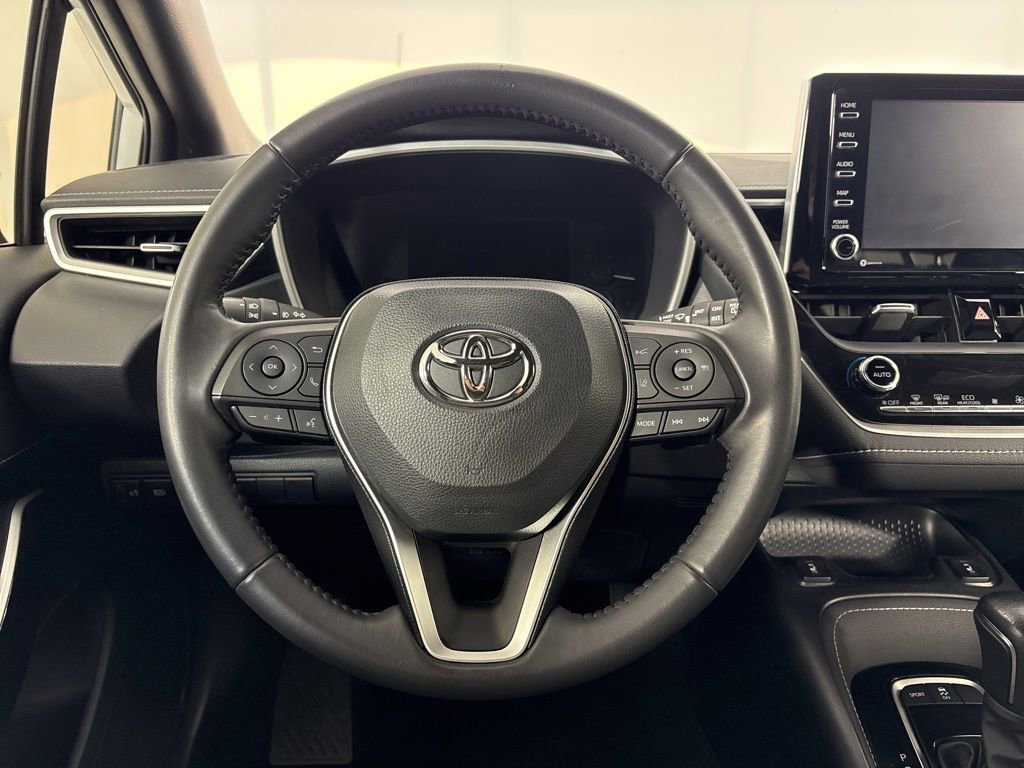 Used 2022 Toyota Corolla XSE FWD image 21
