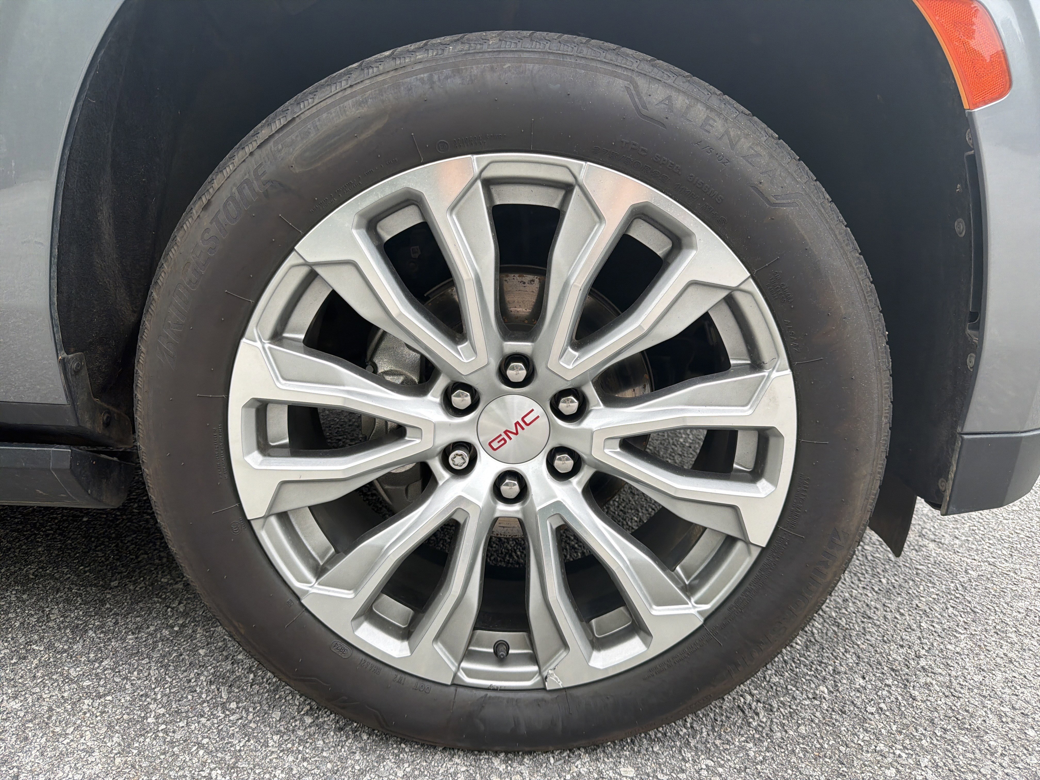 Certified 2022 GMC Yukon Denali w/ Denali Premium Package RWD image 13