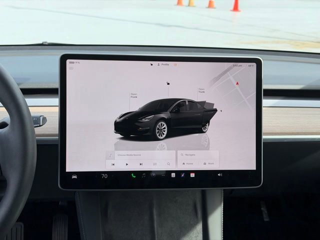 Used 2023 Tesla Model 3 Standard Range image 15