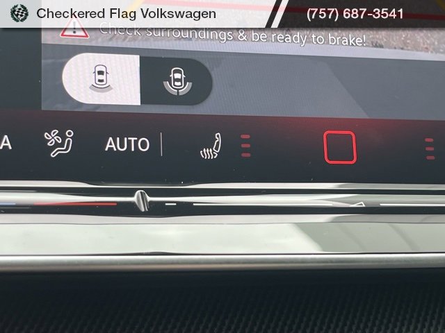 New 2025 Volkswagen GTI SE image 8