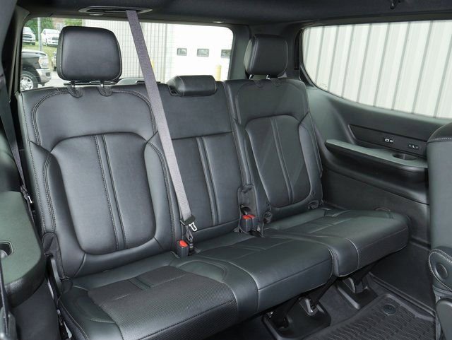 Used 2025 Jeep Wagoneer Series II AWD/4WD image 21