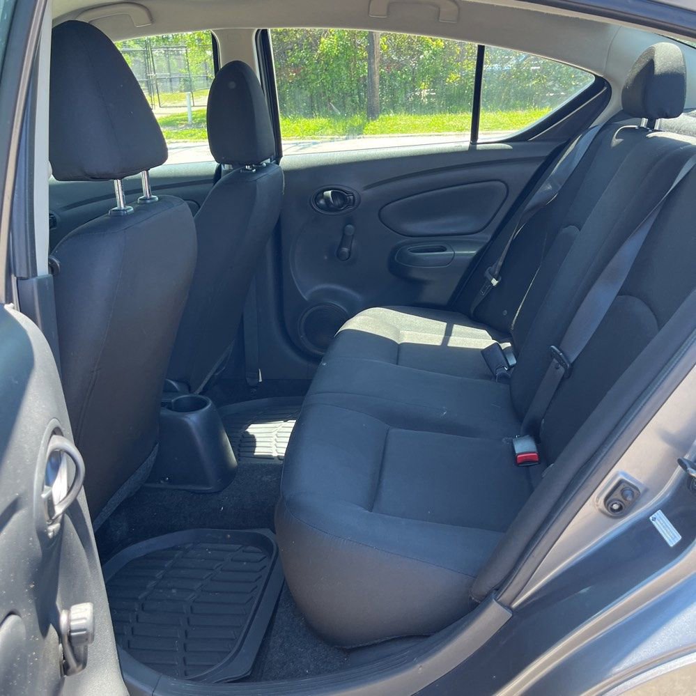 Used 2019 Nissan Versa S Plus FWD image 4