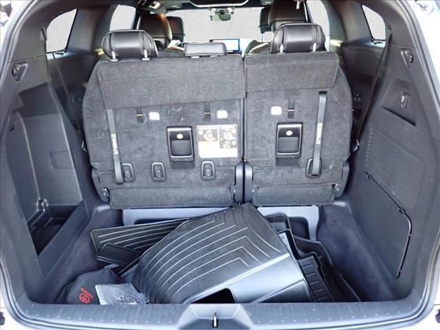Used 2025 Toyota Sienna Platinum image 8