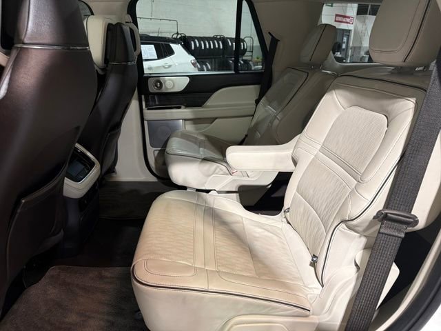 Certified 2024 Lincoln Navigator Black Label image 29