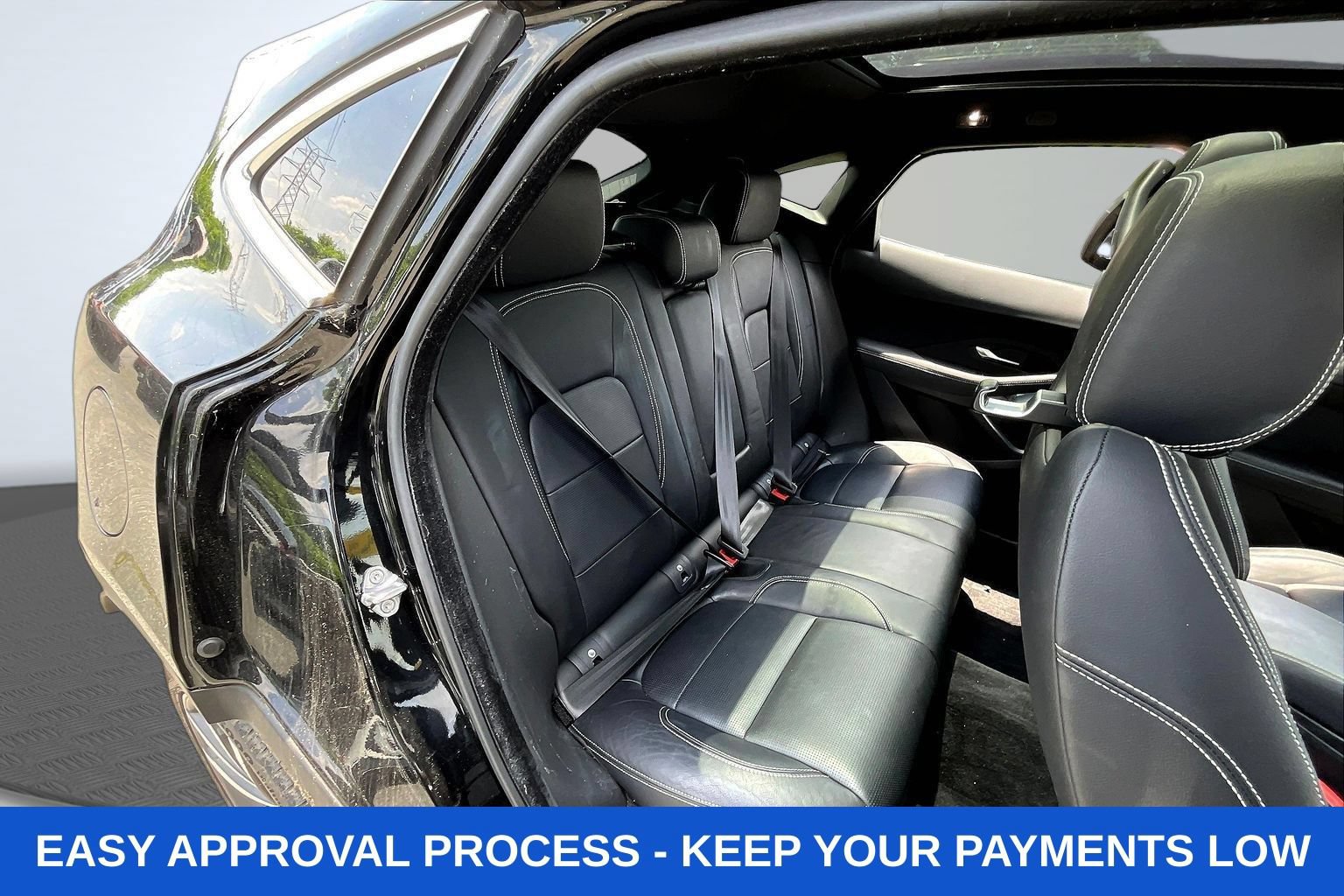 Used 2019 Jaguar E-PACE R-Dynamic SE AWD/4WD image 29