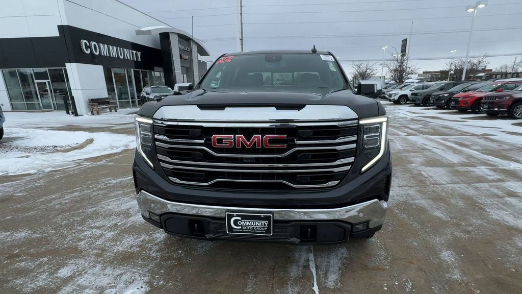 Used 2022 GMC Sierra 1500 SLT w/ SLT Premium Plus Package image 3