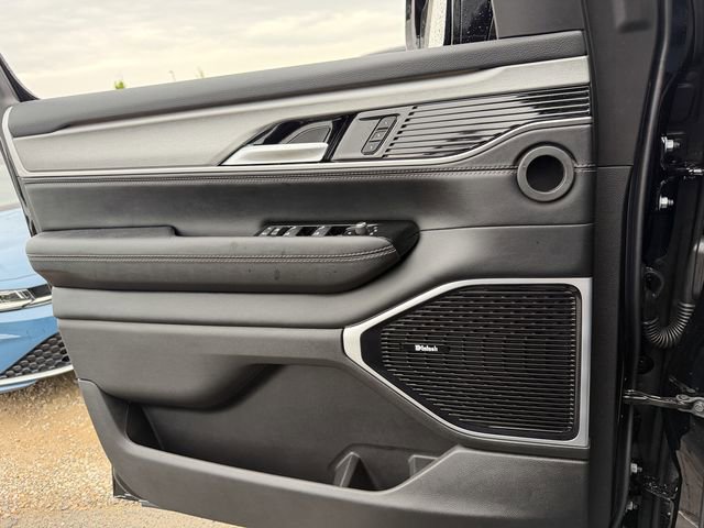New 2026 Jeep Grand Wagoneer L Limited image 14