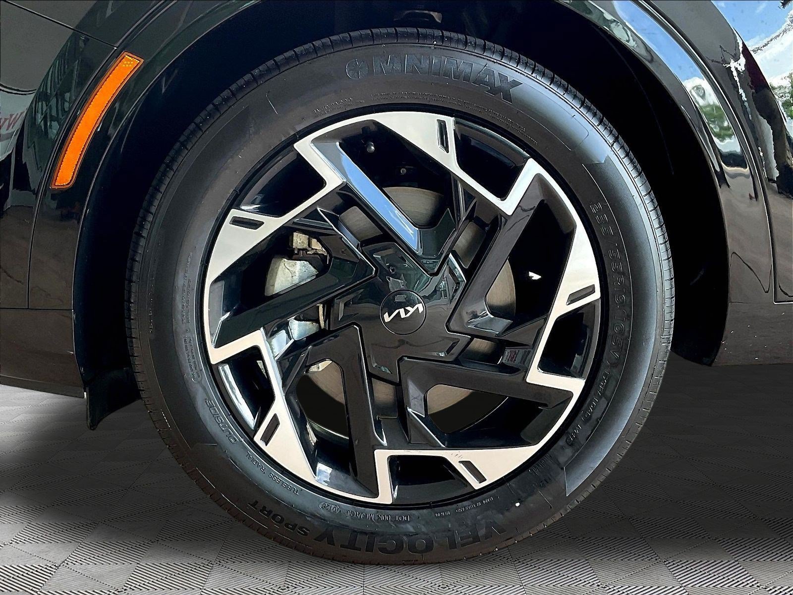 Used 2025 Kia Sportage SX FWD image 31