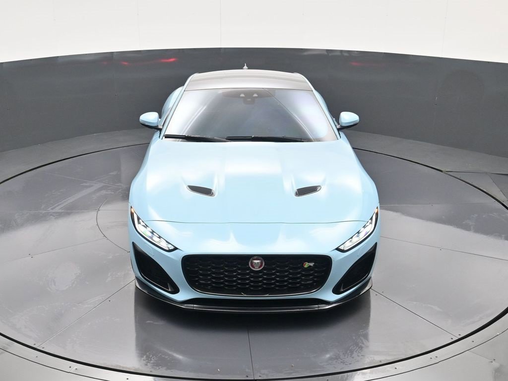 Used 2021 Jaguar F-TYPE R image 25