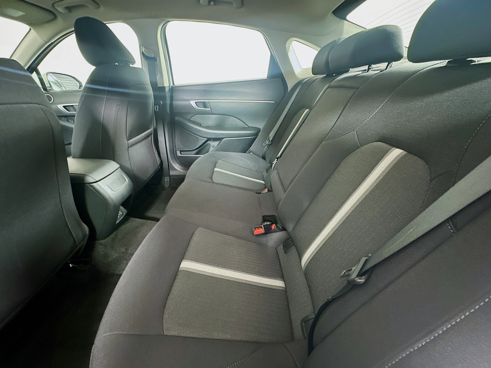 Used 2025 Hyundai Sonata SEL FWD image 26