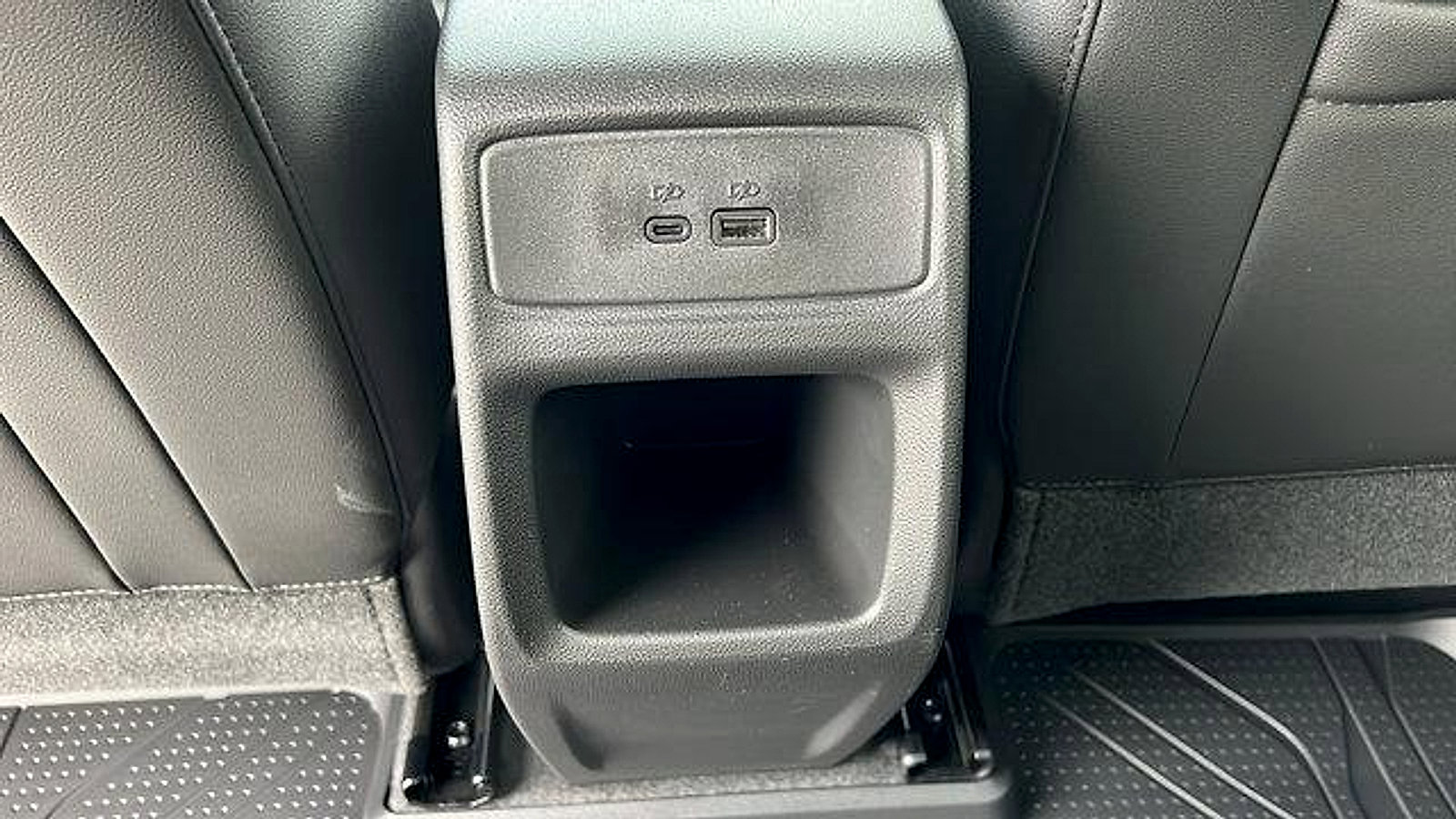 New 2026 Chevrolet Trax RS w/ Driver Confidence Package image 13