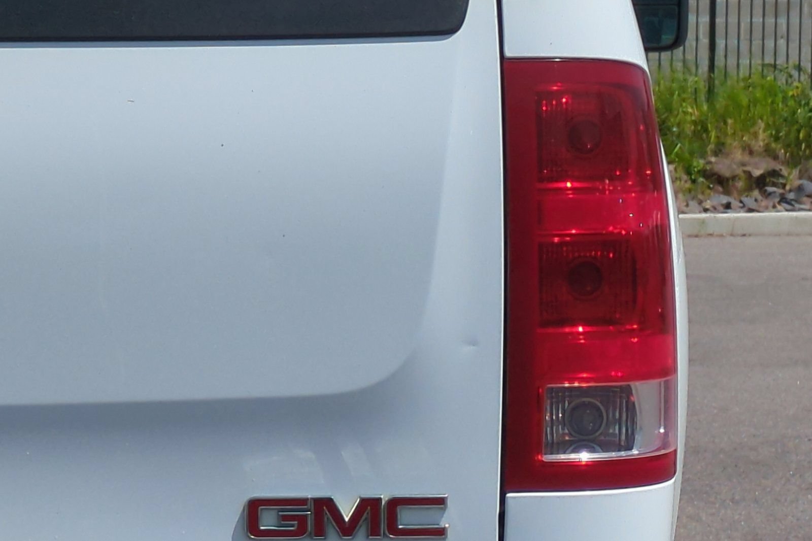 Used 2011 GMC Sierra 2500 SLT w/ SLT Convenience Package AWD/4WD image 45