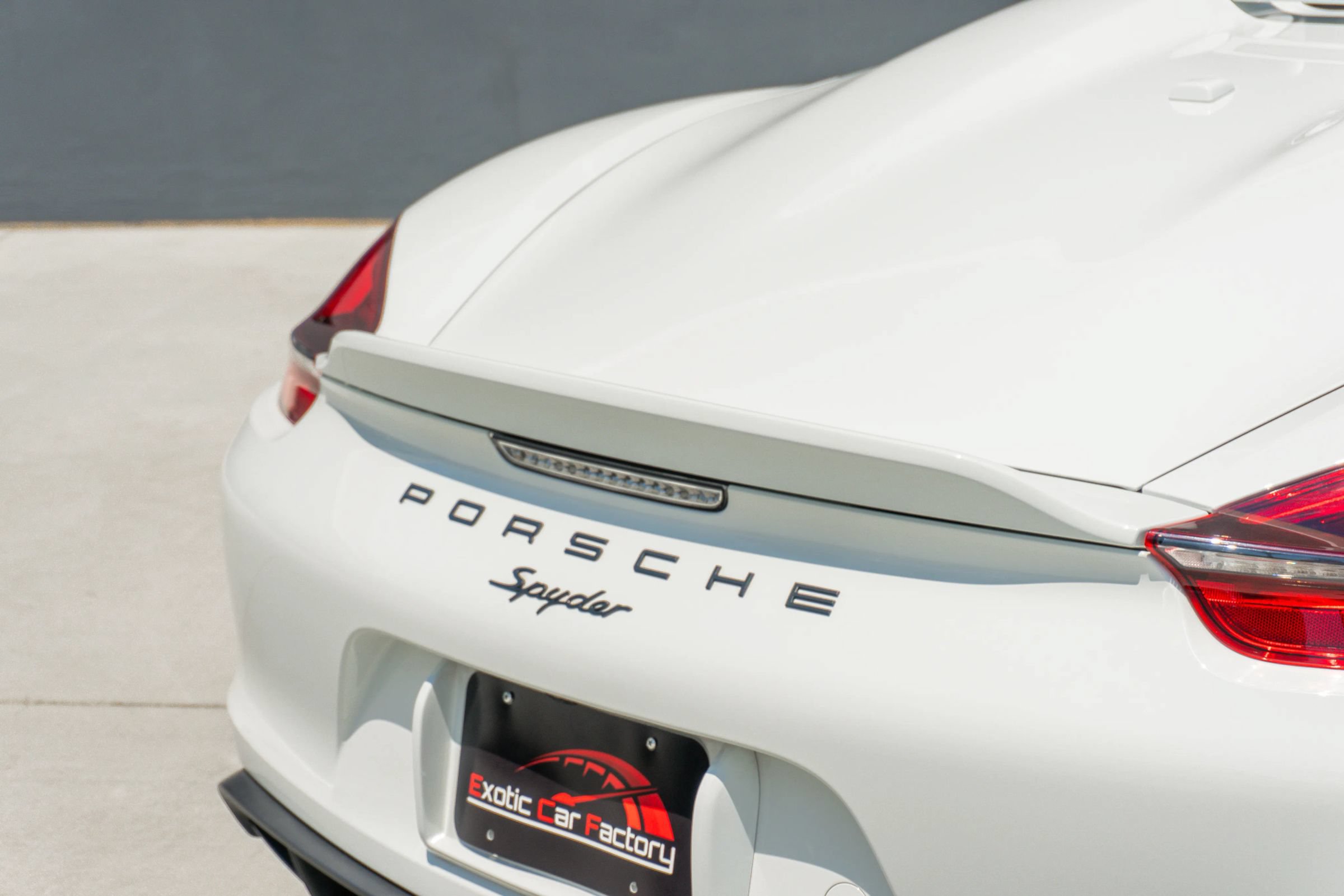 Used 2016 Porsche Boxster Spyder RWD image 42