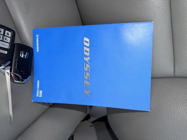 Used 2015 Honda Odyssey EX-L image 27