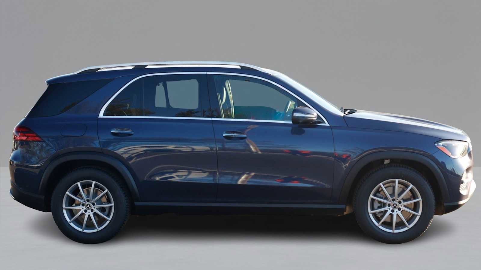 New 2026 Mercedes-Benz GLE 350 4MATIC image 4