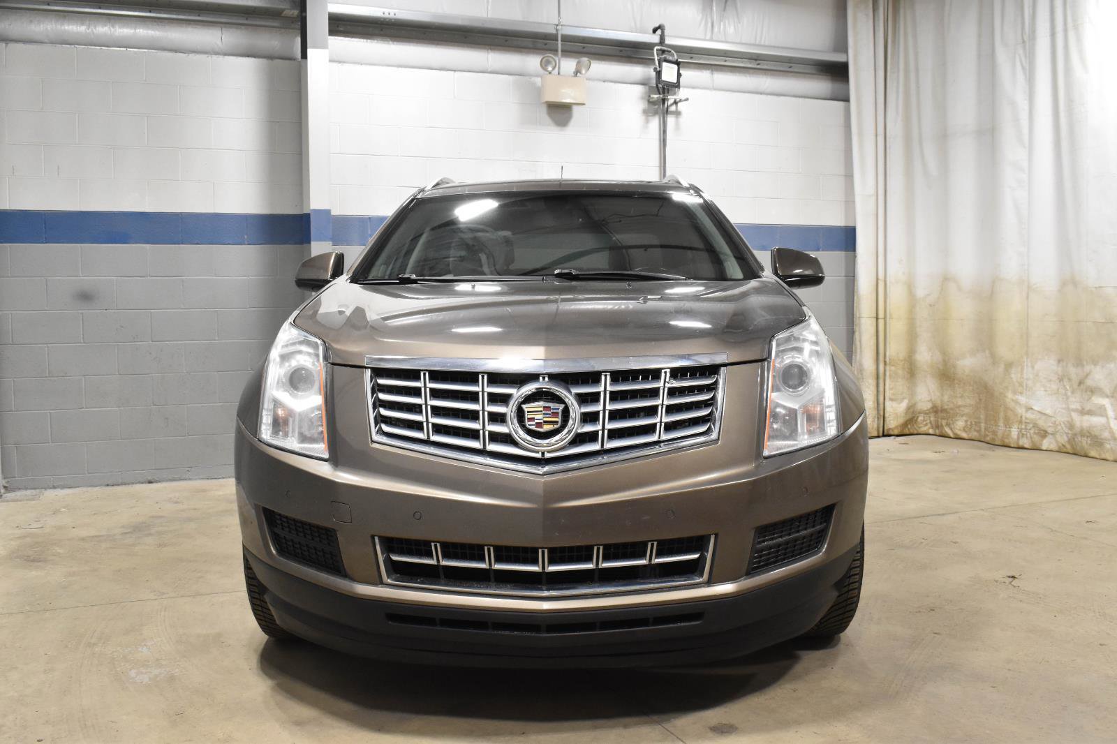 Used 2016 Cadillac SRX Luxury image 31