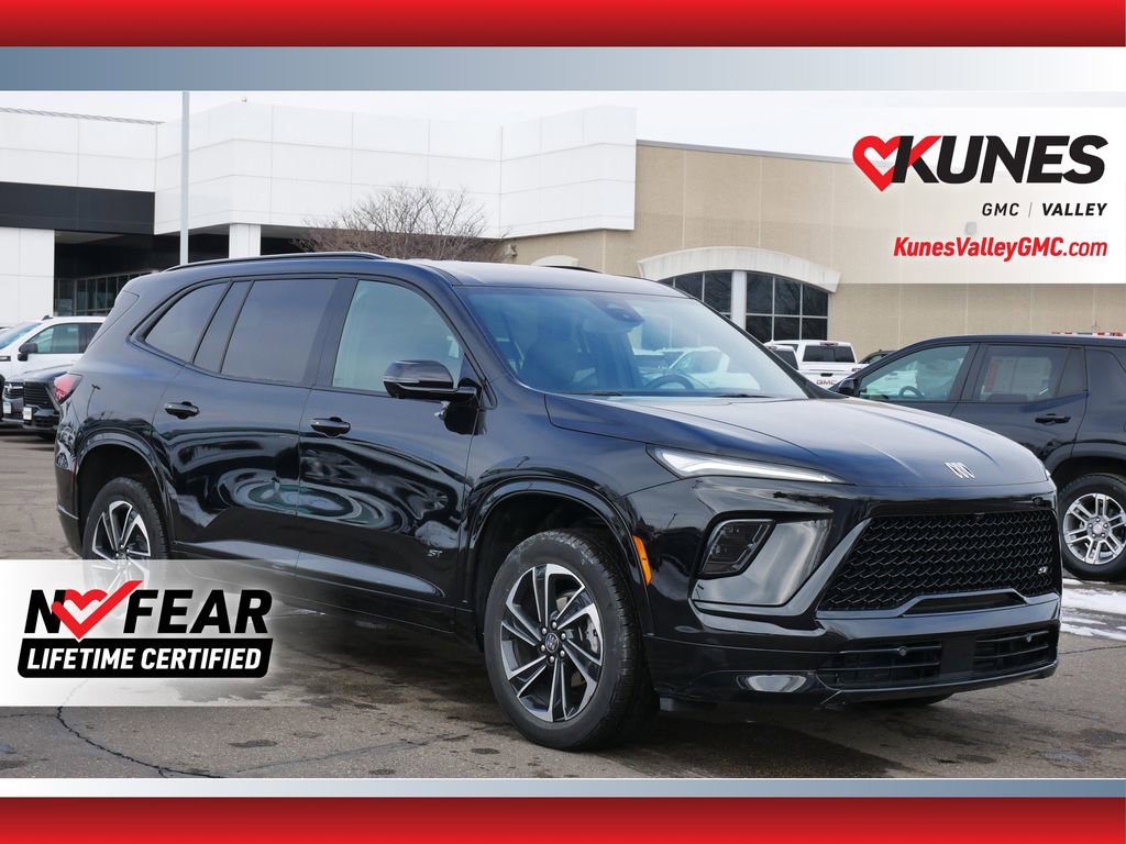 Used 2025 Buick Enclave Sport Touring image 1