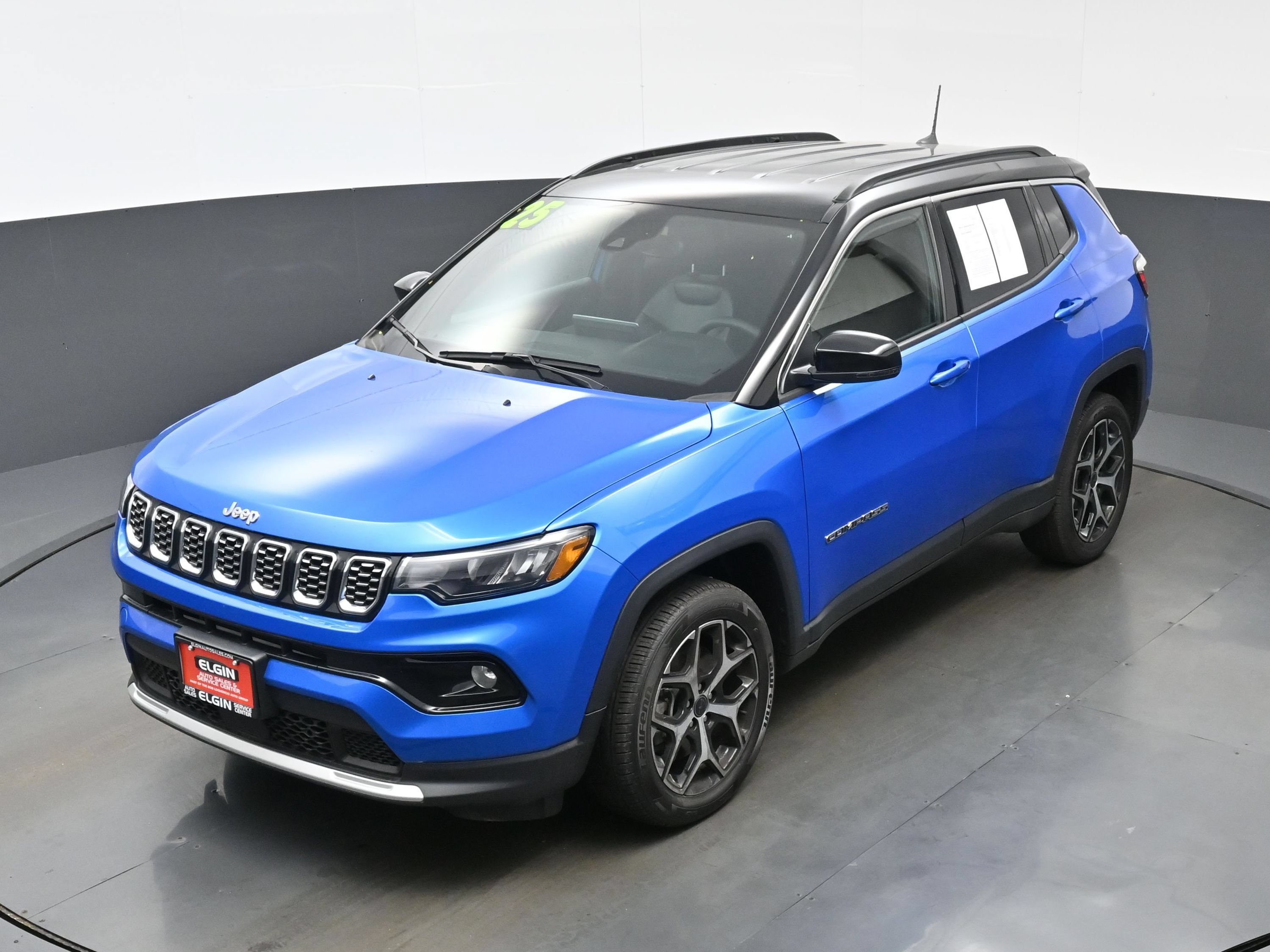 Used 2025 Jeep Compass Limited AWD/4WD image 31