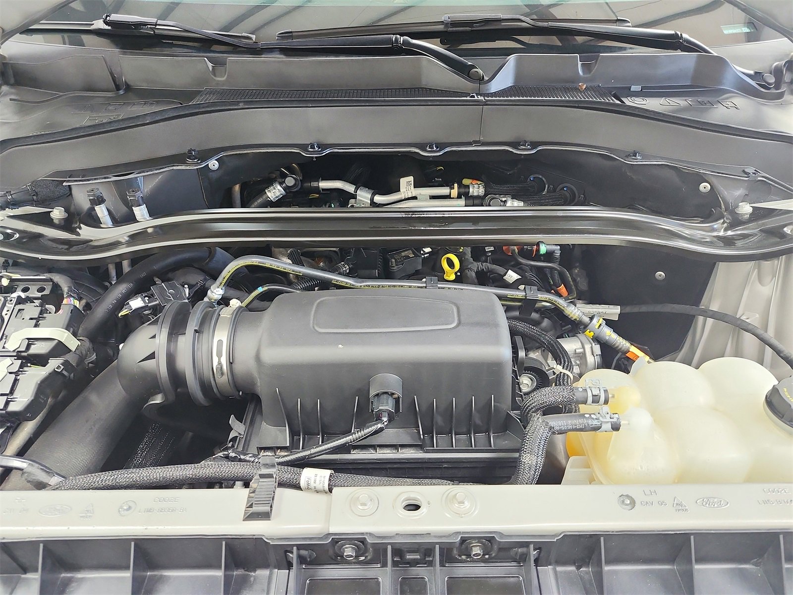 Used 2023 Ford Explorer Limited image 17