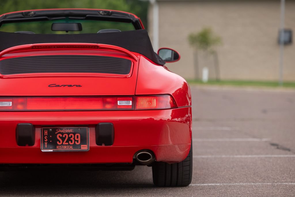 Used 1995 Porsche 911 Carrera RWD image 58