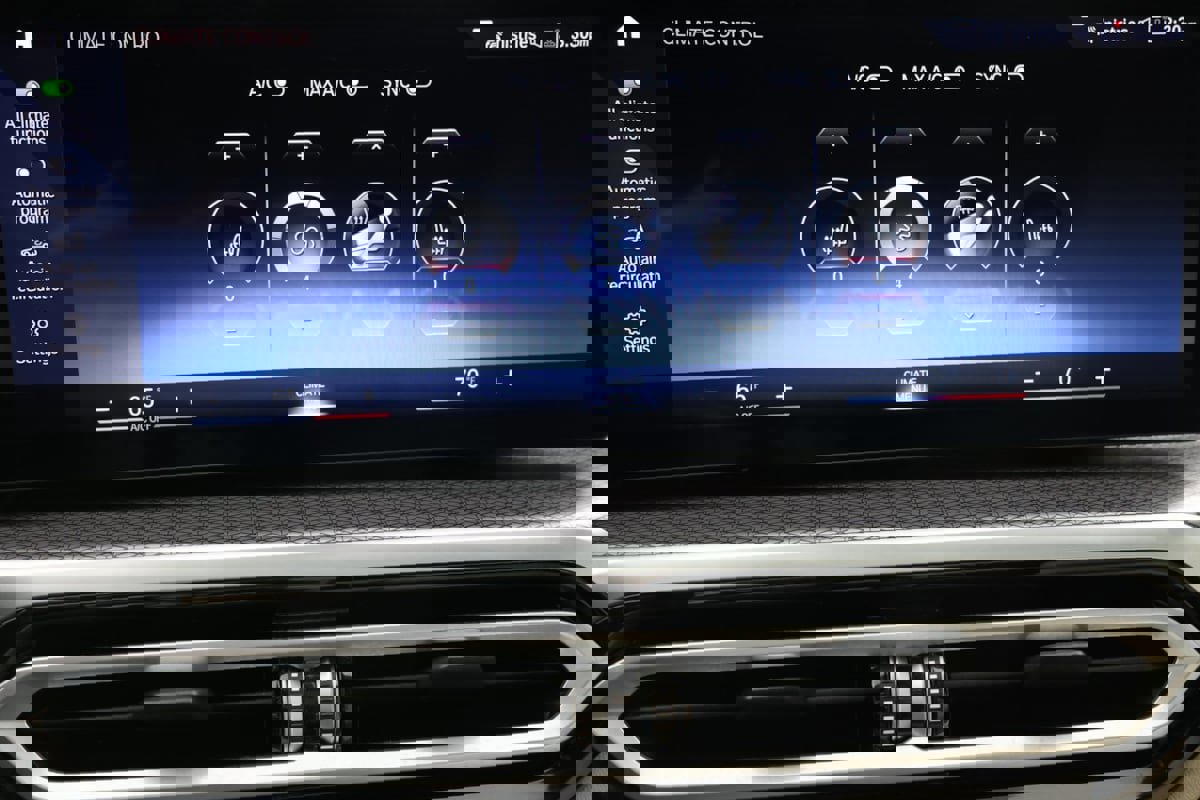 Used 2024 BMW M340i xDrive w/ Premium Package image 9