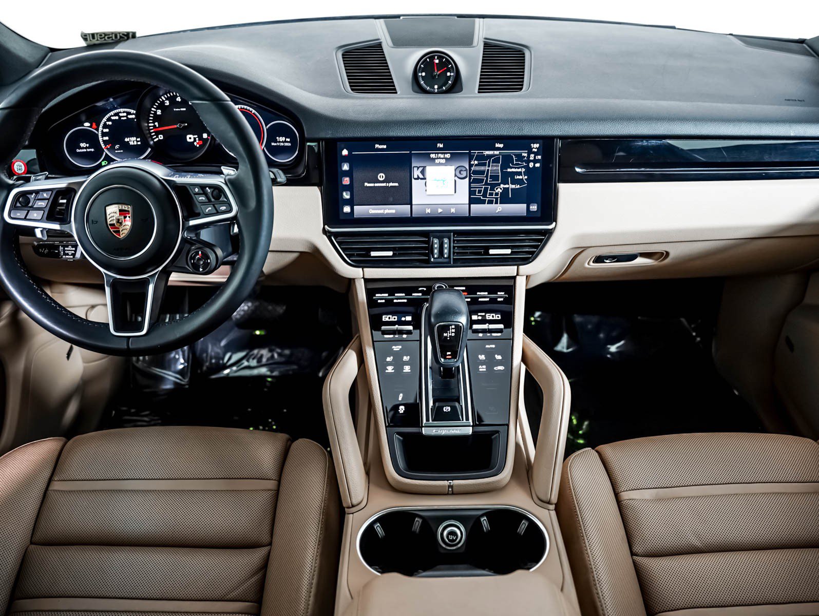 Certified 2023 Porsche Cayenne Platinum Edition AWD/4WD image 15